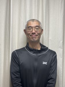 丁寧生活のストレッチトレーナーです